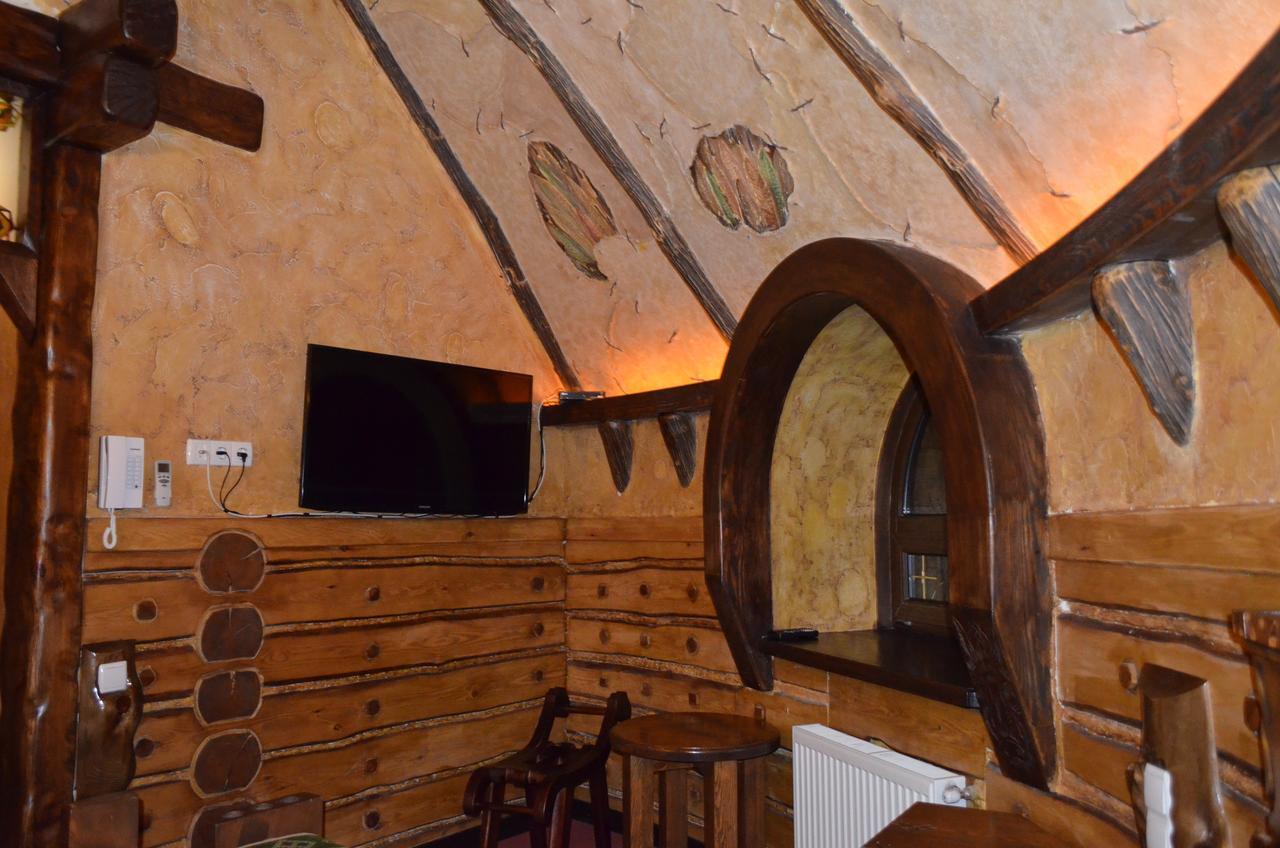 Hotel Veles Zolotonosha ภายนอก รูปภาพ